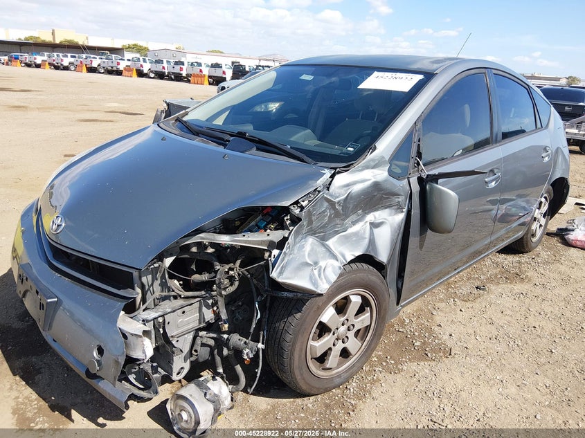 2005 Toyota Prius VIN JTDKB20U853042116 IAAI salvage auction — FRONT & REAR, Salvage (California), sold $300 on 2026-07-29 (photo 6)