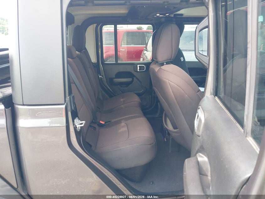 2021 Jeep Gladiator VIN 1C6HJTAG9ML532551 IAAI salvage auction — RIGHT FRONT, Salvage (Illinois), sold $13,675 on 2026-07-28 (photo 8)