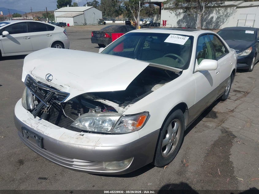 1999 Lexus ES VIN JT8BF28G8X0198369 IAAI salvage auction — FRONT END, Salvage (California), sold $525 on 2026-07-28 (photo 2)
