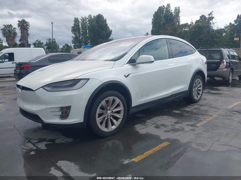 2020 Tesla Model x VIN 5YJXCBE2XLF233367 IAAI salvage auction — RIGHT REAR, Salvage (California), sold $8,250 on 2026-07-09 (photo 2)