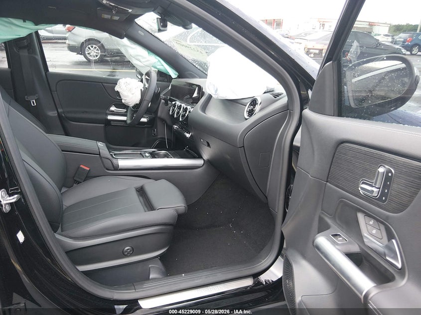 2026 Mercedes-benz Gla-klasse VIN W1N4N4HB3TJ864564 IAAI salvage auction — LEFT FRONT, Rebuildable (Florida), sold $14,950 on 2026-08-27 (photo 5)
