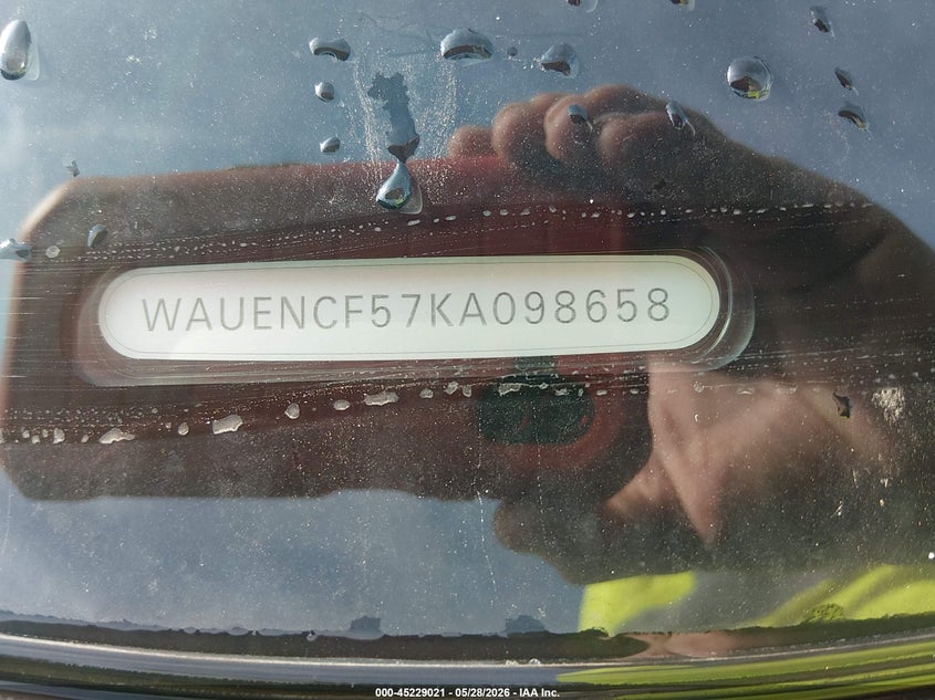 2019 Audi A5 VIN WAUENCF57KA098658 IAAI salvage auction — FRONT END, Salvage (Alabama), sold $725 on 2026-07-06 (photo 9)