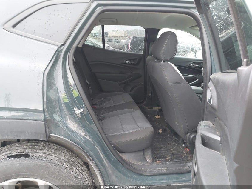 2025 Chevrolet Trax VIN KL77LFEPXSC122006 IAAI salvage auction — HAIL, Salvage Title, sold $4,050 on 2026-07-20 (photo 8)