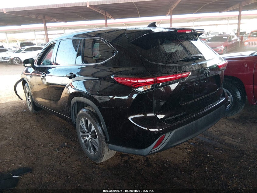 2022 Toyota Highlander VIN 5TDGZRAH8NS103412 IAAI salvage auction — FRONT END, Salvage (Arizona), sold $11,900 on 2026-07-14 (photo 3)