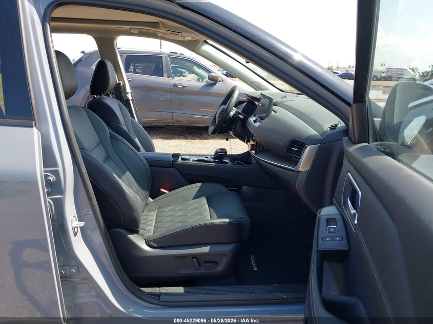 2026 Nissan Rogue VIN JN8BT3DD2TW303575 IAAI salvage auction — FRONT END, Salvage Title, sold $10,100 on 2026-07-29 (photo 5)