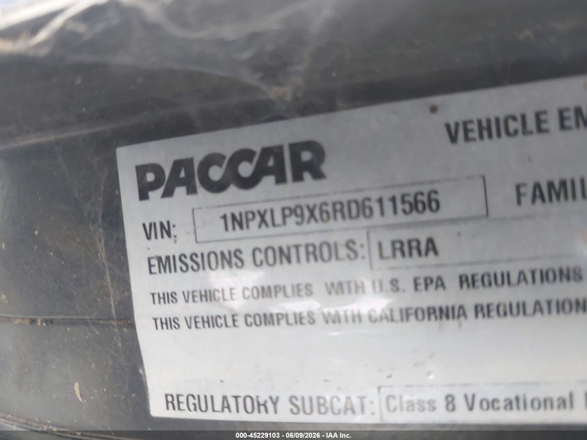 2024 Peterbilt 389 VIN 1NPXLP9X6RD611566 IAAI salvage auction — ALL OVER, Non-Repairable (California), sold $525 on 2026-07-29 (photo 8)