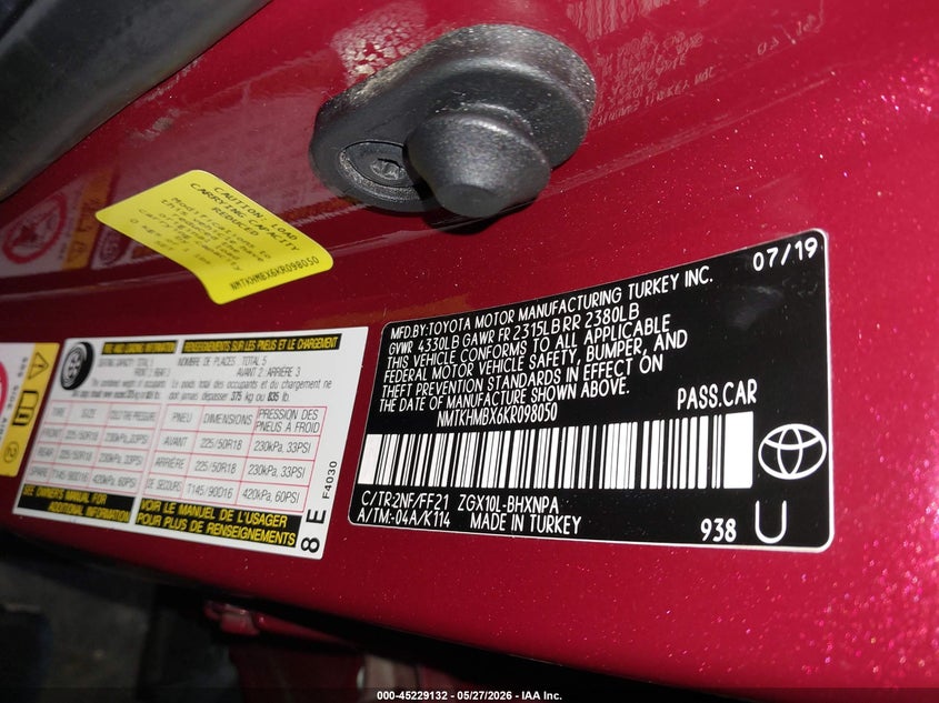 2019 Toyota C-hr VIN NMTKHMBX6KR098050 IAAI salvage auction — LEFT FRONT, Salvage (Oregon), sold $3,400 on 2026-07-23 (photo 9)
