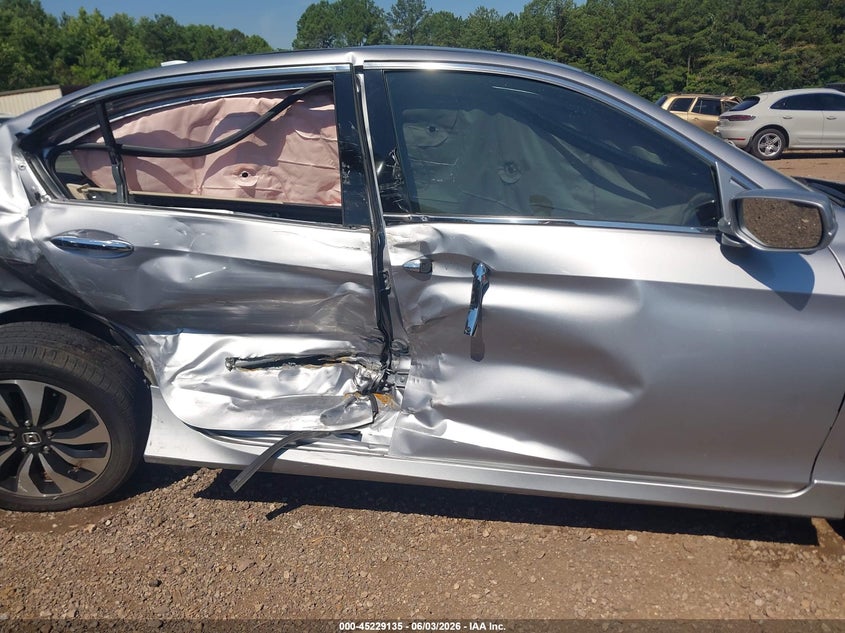 2017 Honda Accord VIN JHMCR6F78HC017647 IAAI salvage auction — RIGHT SIDE, Salvage Title, sold $1,400 on 2026-07-08 (photo 6)