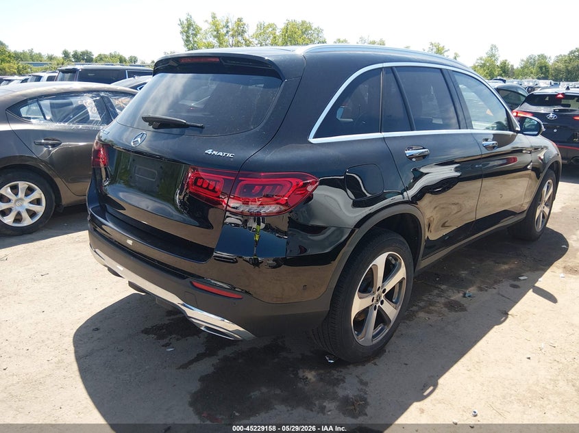 2022 Mercedes-benz Glc VIN W1N0G8EBXNG118696 IAAI salvage auction — HAIL, Salvage Title, sold $17,950 on 2026-07-07 (photo 4)