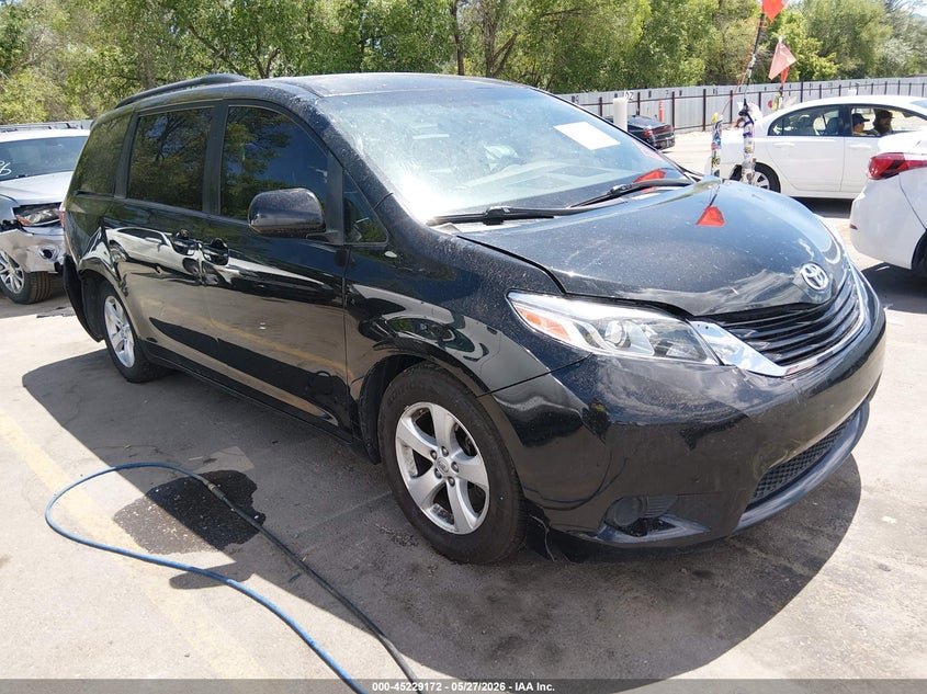 2015 Toyota Sienna VIN 5TDKK3DCXFS572417 IAAI salvage auction — REAR END, Salvage (Utah), sold $1,250 on 2026-07-30 (photo 1)