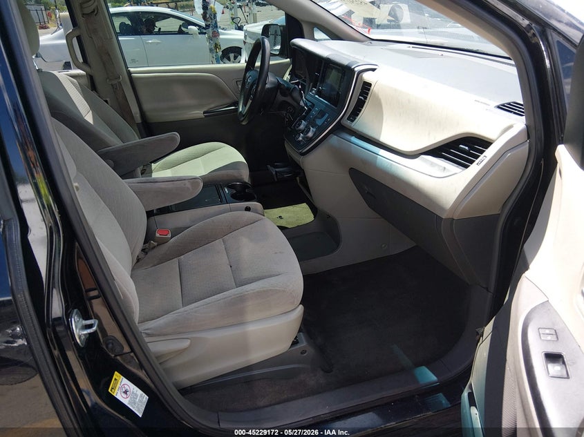 2015 Toyota Sienna VIN 5TDKK3DCXFS572417 IAAI salvage auction — REAR END, Salvage (Utah), sold $1,250 on 2026-07-30 (photo 5)