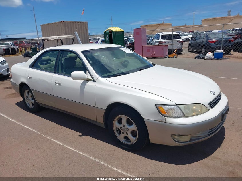 1999 Lexus Es 300 VIN JT8BF28G3X0214638 IAAI salvage auction — NORMAL WEAR, Clear (Hawaii), sold $500 on 2026-07-14 (photo 1)