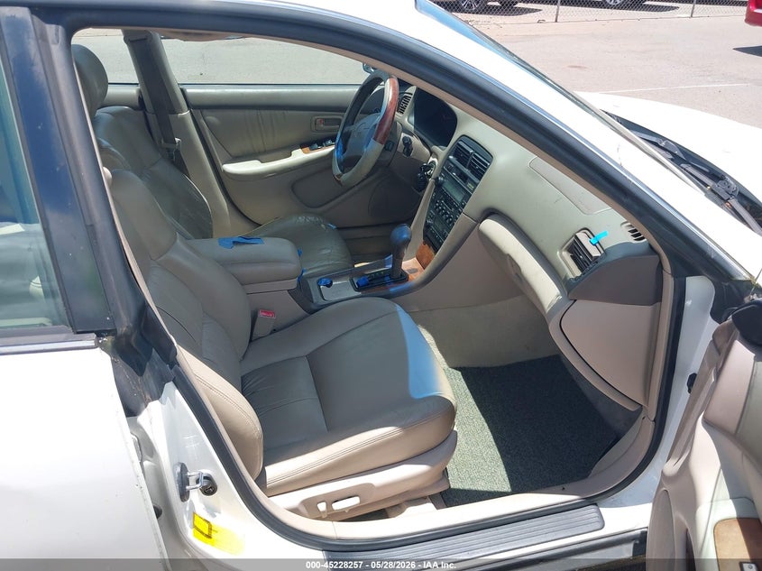 1999 Lexus Es 300 VIN JT8BF28G3X0214638 IAAI salvage auction — NORMAL WEAR, Clear (Hawaii), sold $500 on 2026-07-14 (photo 5)