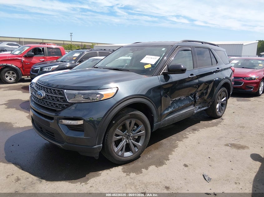 2022 Ford Explorer VIN 1FMSK8DH2NGC51047 IAAI salvage auction — LEFT SIDE, Salvage Title, sold $9,250 on 2026-07-23 (photo 2)