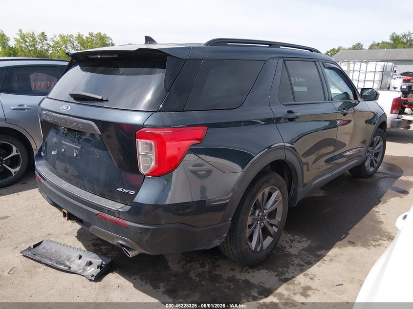 2022 Ford Explorer VIN 1FMSK8DH2NGC51047 IAAI salvage auction — LEFT SIDE, Salvage (Ohio), sold $10,150 on 2026-07-24 (photo 4)