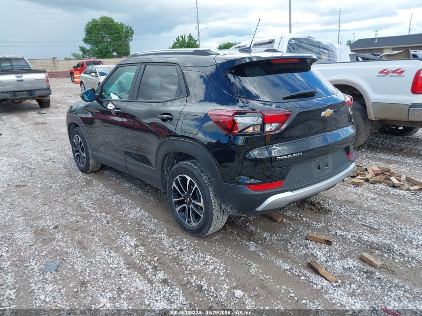 2025 Chevrolet Trailblazer VIN KL79MPSL1SB207156 IAAI salvage auction — HAIL, Salvage Title, sold $8,375 on 2026-07-06 (photo 3)
