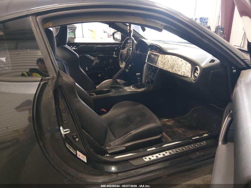2014 Subaru Brz VIN JF1ZCAC14E9604927 IAAI salvage auction — REAR END, Salvage (Colorado), sold $25 on 2026-07-29 (photo 5)