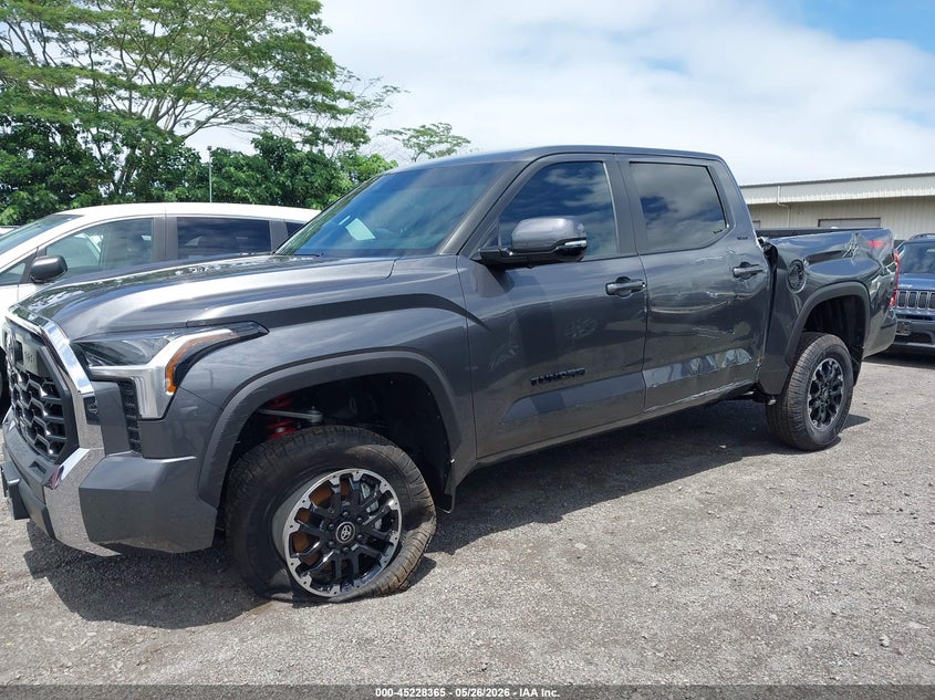 2026 Toyota Tundra VIN 5TFLA5DB6TX388429 IAAI salvage auction — LEFT & RIGHT, Clear (Hawaii), sold $10,100 on 2026-07-21 (photo 6)