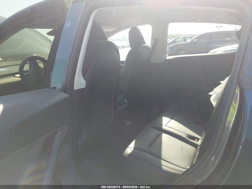 2024 Tesla Model y VIN 7SAYGDEE3RA301127 IAAI salvage auction — FRONT END, Salvage Title, sold $13,200 on 2026-07-05 (photo 8)