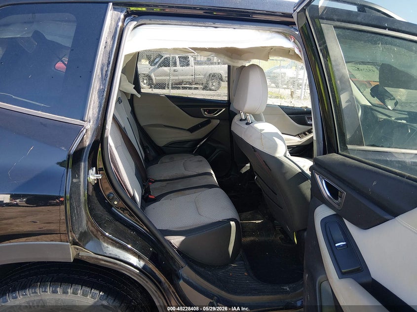 2019 Subaru Forester VIN JF2SKAGC9KH509258 IAAI salvage auction — ROLLOVER, Salvage (West Virginia), sold $325 on 2026-07-23 (photo 8)