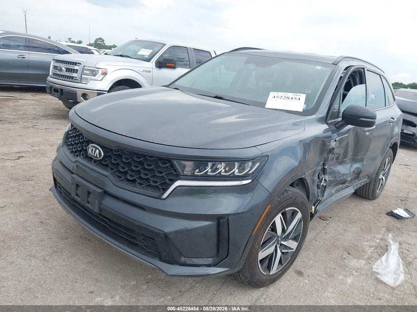 2021 Kia Sorento VIN 5XYRL4LC6MG020328 IAAI salvage auction — SIDE, Original (Texas), sold $7,500 on 2026-08-02 (photo 2)