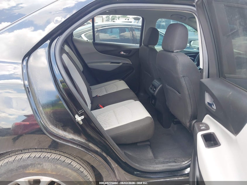 2020 Chevrolet Equinox VIN 2GNAXHEV4L6121684 IAAI salvage auction — HAIL, Original (Texas), sold $2,275 on 2026-07-27 (photo 8)