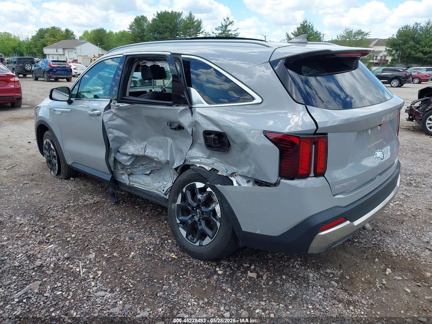 2024 Kia Sorento VIN 5XYRL4JC1RG279657 IAAI salvage auction — SIDE, Salvage Title, sold $9,200 on 2026-08-30 (photo 3)