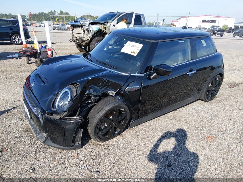 2023 Mini Hard top VIN WMW53DH09P2T56001 IAAI salvage auction — FRONT END, Salvage Title, sold $2,000 on 2026-07-29 (photo 2)