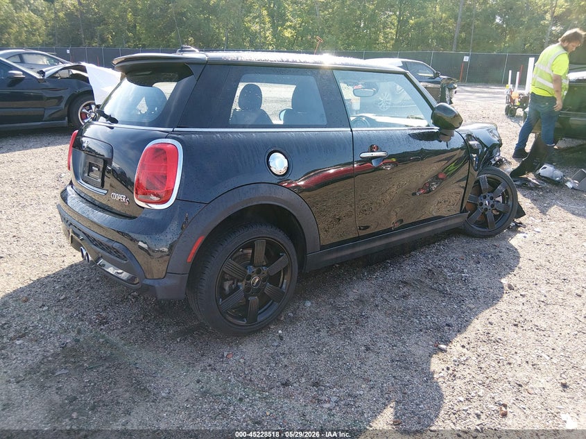 2023 Mini Hard top VIN WMW53DH09P2T56001 IAAI salvage auction — FRONT END, Salvage Title, sold $2,000 on 2026-07-29 (photo 4)