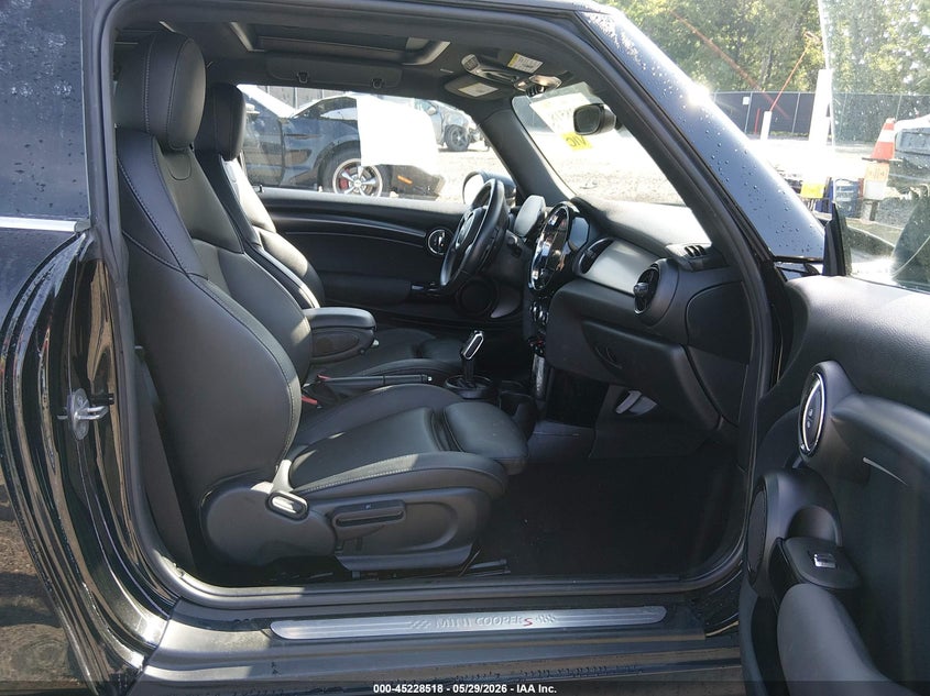 2023 Mini Hard top VIN WMW53DH09P2T56001 IAAI salvage auction — FRONT END, Salvage Title, sold $2,000 on 2026-07-29 (photo 5)