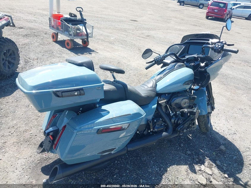2024 Harley-davidson Road glide VIN 1HD1KH714RB601407 IAAI salvage auction — RIGHT SIDE, Salvage (Virginia), sold $7,700 on 2026-07-21 (photo 4)