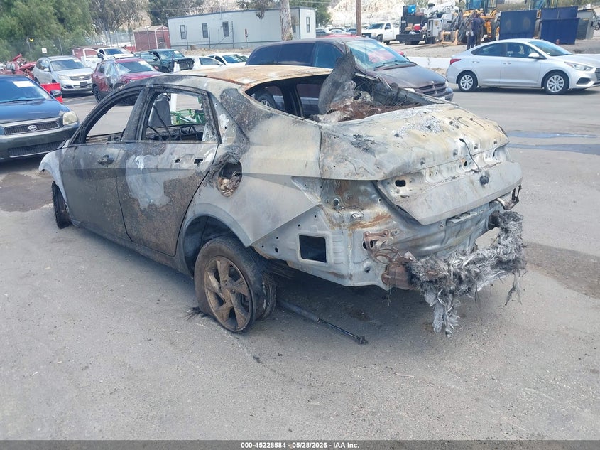 2023 Hyundai Elantra VIN 5NPLL4AGXPH089421 IAAI salvage auction — BURN, Salvage Title, sold $150 on 2026-07-07 (photo 3)