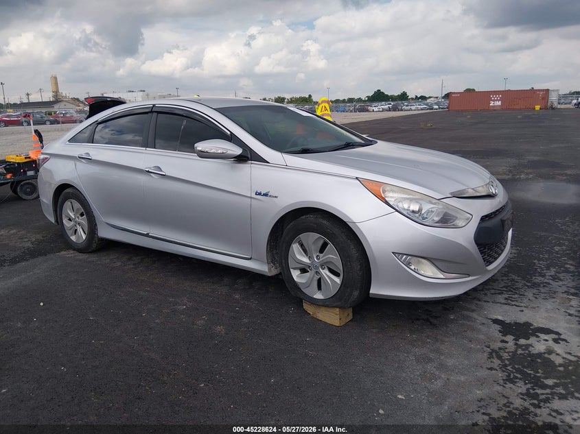 2015 Hyundai VIN KMHEC4A45FA126861 IAAI salvage auction — LEFT FRONT, Salvage (Illinois), sold $275 on 2026-07-14 (photo 1)