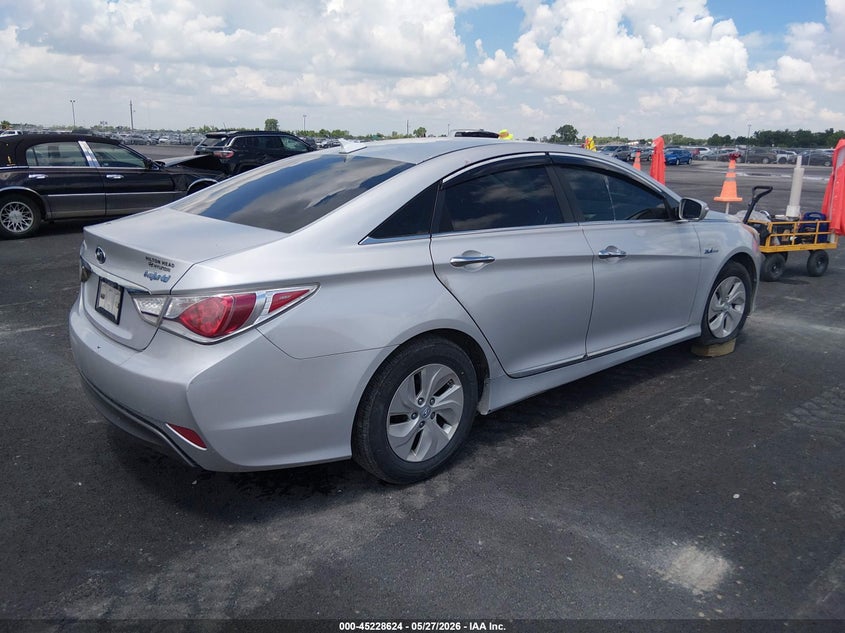 2015 Hyundai VIN KMHEC4A45FA126861 IAAI salvage auction — LEFT FRONT, Salvage (Illinois), sold $275 on 2026-07-14 (photo 4)