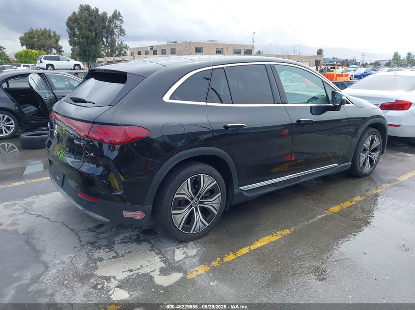 2023 Mercedes-benz VIN 4JGGM1CB0PA012543 IAAI salvage auction — UNDERCARRIAGE, Salvage Title, sold $24,400 on 2026-07-09 (photo 4)