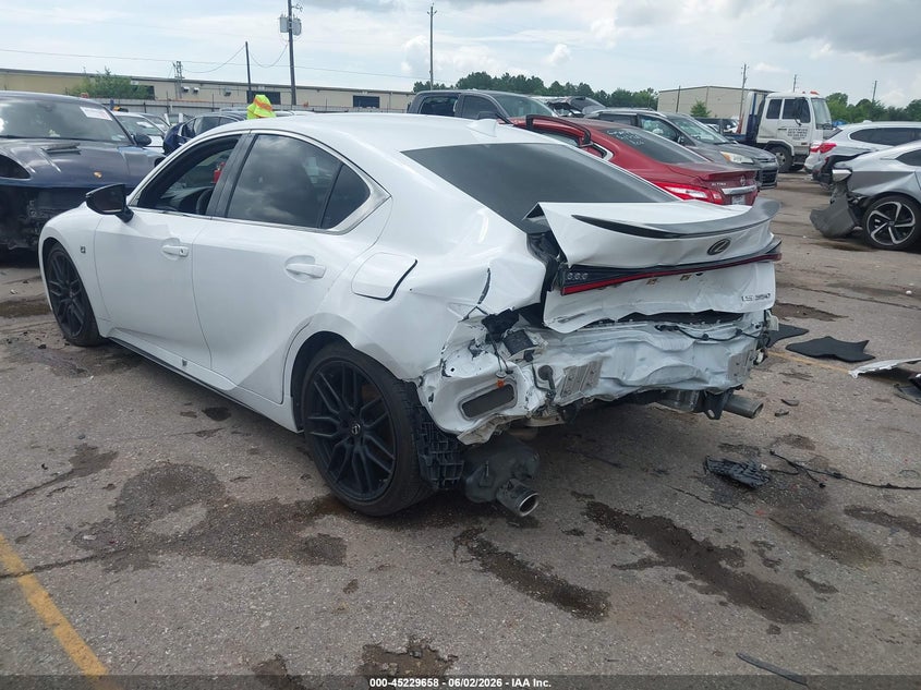 2021 Lexus Is VIN JTHGZ1B26M5047016 IAAI salvage auction — REAR END, Salvage Title, sold $13,100 on 2026-07-22 (photo 3)