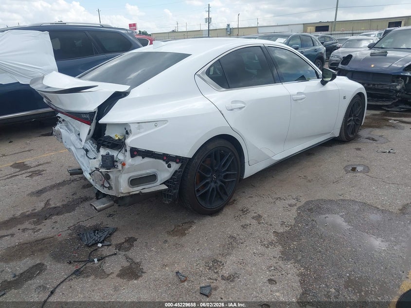 2021 Lexus Is VIN JTHGZ1B26M5047016 IAAI salvage auction — REAR END, Salvage Title, sold $13,100 on 2026-07-22 (photo 4)