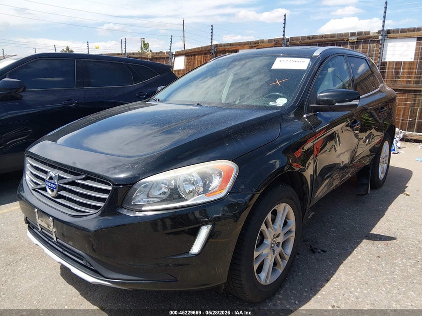 2016 Volvo Xc60 VIN YV4612RKXG2837681 IAAI salvage auction — SIDE, Salvage (Colorado), sold $2,225 on 2026-08-11 (photo 2)