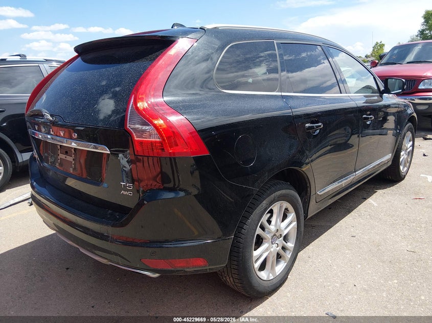 2016 Volvo Xc60 VIN YV4612RKXG2837681 IAAI salvage auction — SIDE, Salvage (Colorado), sold $2,225 on 2026-08-11 (photo 4)