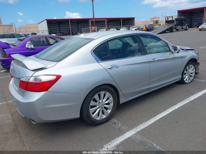 2015 Honda Accord VIN 1HGCR2F88FA102453 IAAI salvage auction — ENGINE BURN, Salvage Title, sold $25 on 2026-07-21 (photo 4)
