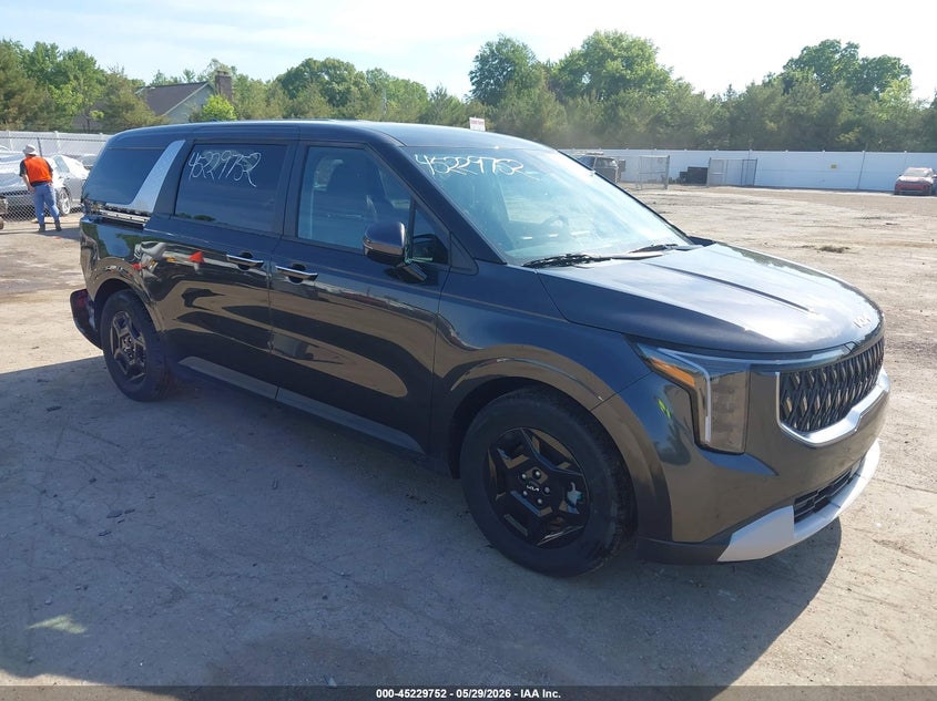 2025 Kia Carnival VIN KNDNB5K33S6484640 — IAAI salvage auction photo