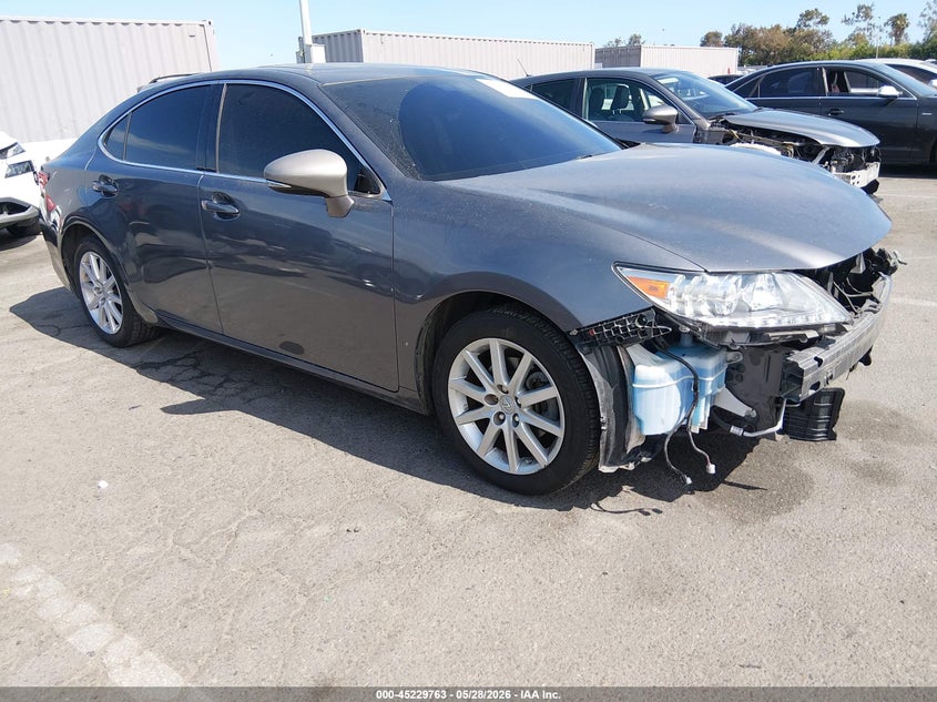2015 Lexus ES VIN JTHBK1GG4F2190442 IAAI salvage auction — LEFT FRONT, Salvage Title, sold $4,700 on 2026-07-06 (photo 1)