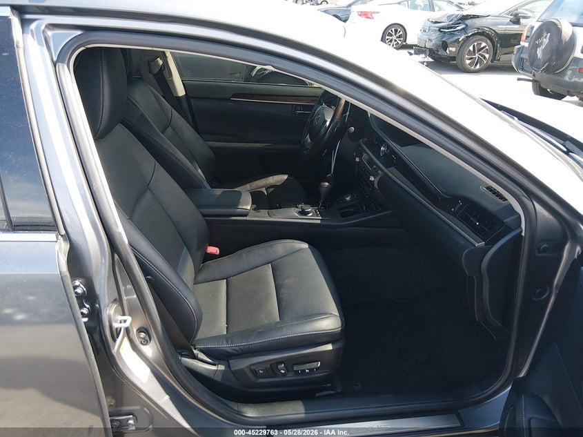 2015 Lexus ES VIN JTHBK1GG4F2190442 IAAI salvage auction — LEFT FRONT, Salvage Title, sold $4,700 on 2026-07-06 (photo 5)