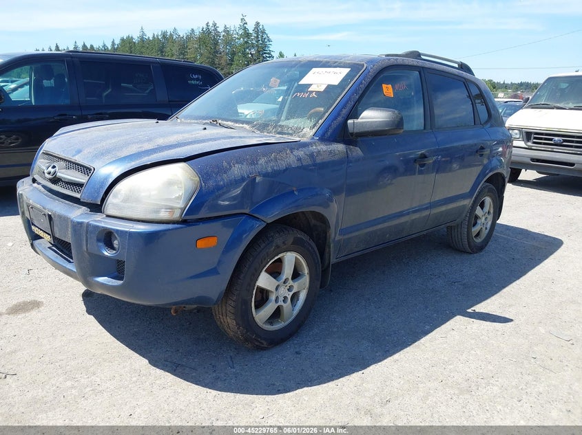 2008 Hyundai Tucson VIN KM8JM12B08U828854 IAAI salvage auction — NORMAL WEAR, Clear (Washington), sold $375 on 2026-07-08 (photo 2)