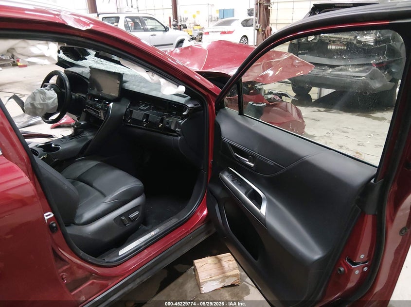 2021 Toyota Venza VIN JTEAAAAH9MJ064111 IAAI salvage auction — FRONT END, Salvage Title, sold $400 on 2026-07-10 (photo 5)