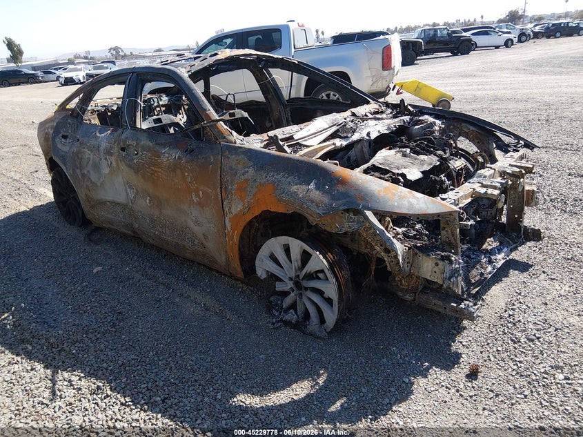 2024 Toyota Crown VIN JTDAAAAF3R3030289 IAAI salvage auction — BURN, Salvage Title, sold $25 on 2026-07-29 (photo 1)