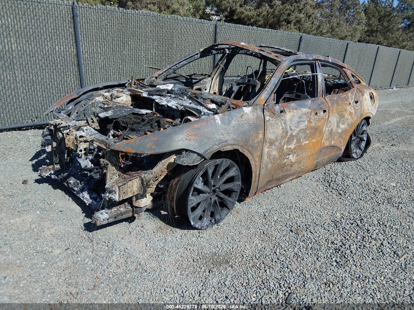 2024 Toyota Crown VIN JTDAAAAF3R3030289 IAAI salvage auction — BURN, Salvage Title, sold $25 on 2026-07-29 (photo 2)
