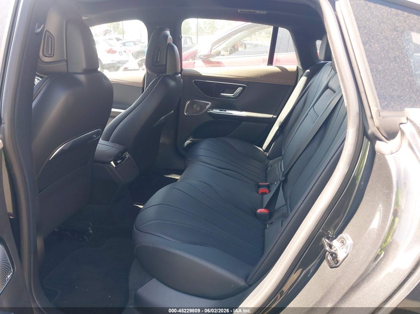 2024 Mercedes-benz Eqe VIN W1KEG1CB3RF055188 IAAI salvage auction — REAR END, Salvage Title, sold $3,350 on 2026-07-24 (photo 8)