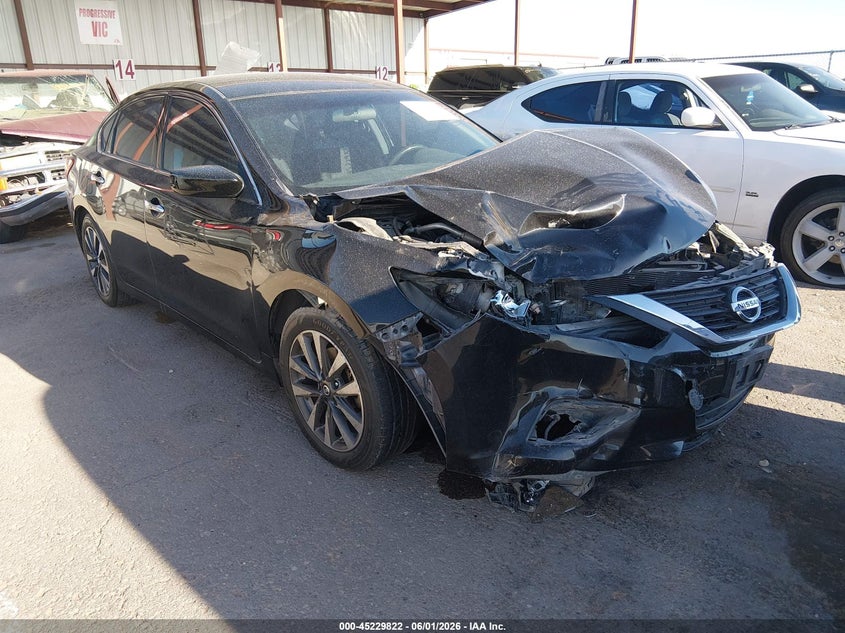 2017 Nissan Altima VIN 1N4AL3AP0HC222675 IAAI salvage auction — RIGHT FRONT, Salvage Title, sold $625 on 2026-07-22 (photo 1)