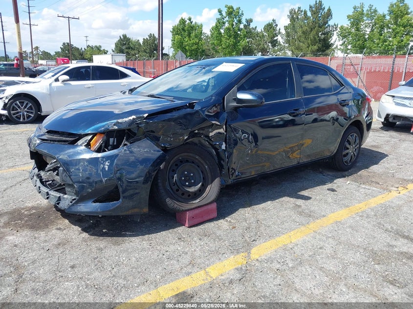 2018 Toyota Corolla VIN 5YFBURHE6JP808667 IAAI salvage auction — SIDE, Salvage Title, sold $2,700 on 2026-07-14 (photo 2)